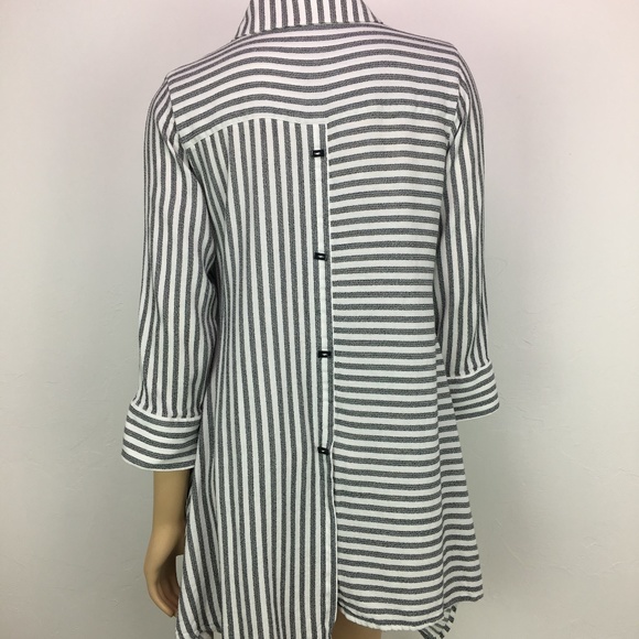 Soft Surroundings Standout Shirt Size Small - Picture 3 of 8